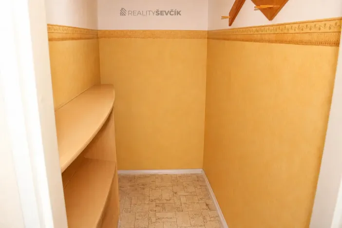 Pronájem bytu 2+1, České Budějovice - České Budějovice 2, Loucká, 61 m2