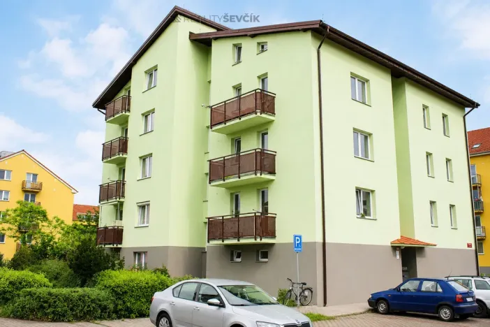 Pronájem bytu 2+1, České Budějovice - České Budějovice 2, Loucká, 61 m2