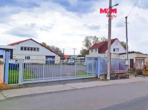 Pronájem skladu, Krupá, 200 m2