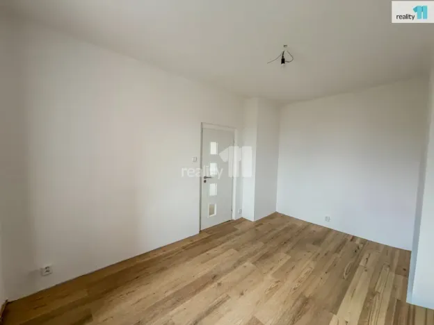 Pronájem bytu 2+1, Karlovy Vary - Doubí, K Linhartu, 60 m2