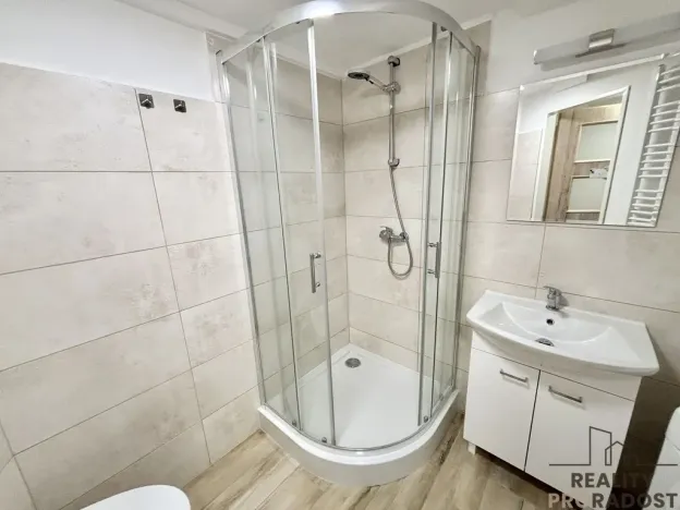 Pronájem bytu 2+1, Ústín, 40 m2