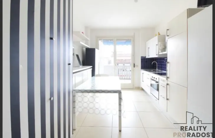 Prodej bytu 2+kk, Alba Adriatica,, 50 m2