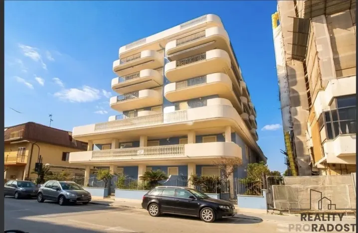 Prodej bytu 2+kk, Alba Adriatica,, 50 m2