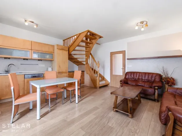 Prodej bytu 3+kk, Nezamyslice, Trávníky, 74 m2