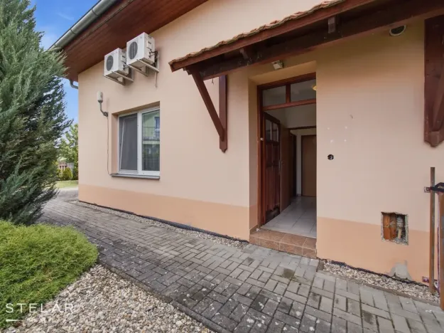 Prodej bytu 3+kk, Nezamyslice, Trávníky, 74 m2
