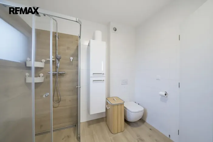 Prodej rodinného domu, Ostrov, Jáchymovská, 98 m2