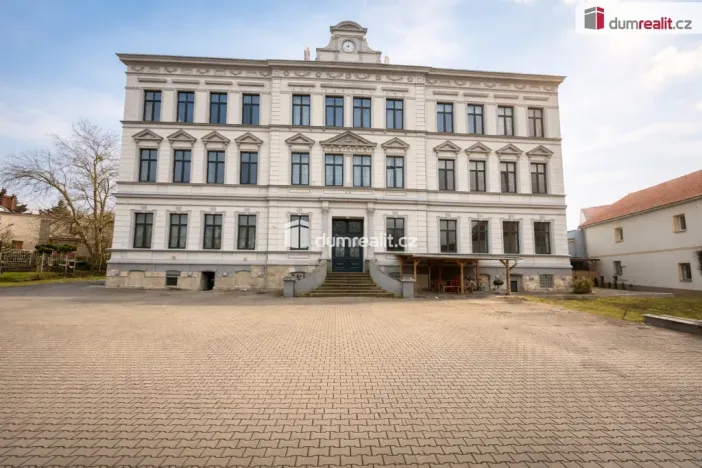 Pronájem kanceláře, Modlany, 85 m2