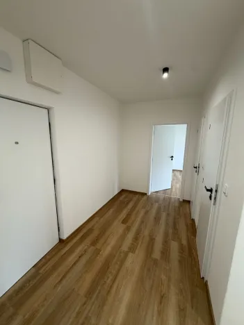 Pronájem bytu 2+1, Uherské Hradiště, Průmyslová, 55 m2