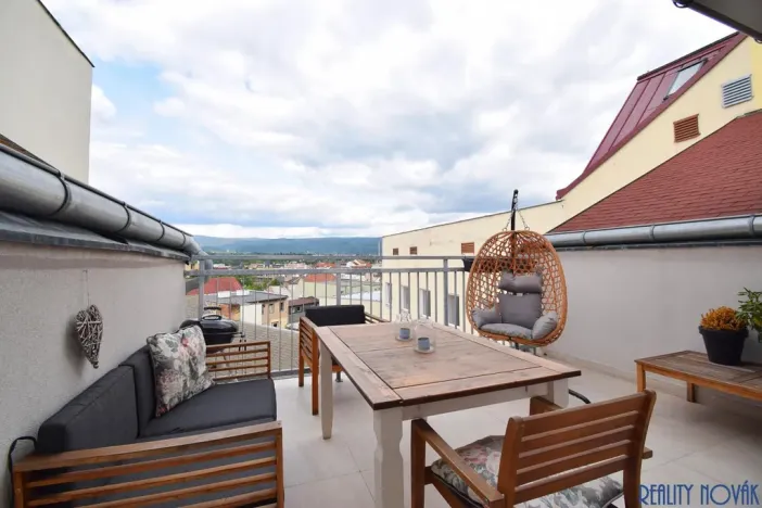 Pronájem bytu 4+kk, Teplice, Českobratrská, 116 m2