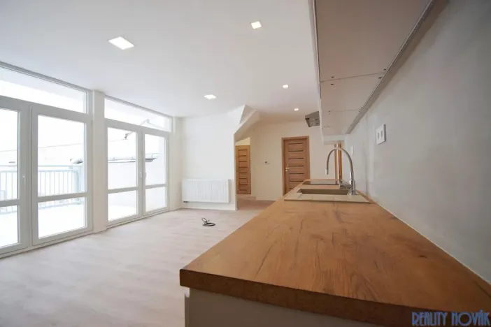 Pronájem bytu 4+kk, Teplice, Českobratrská, 116 m2