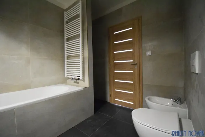 Pronájem bytu 4+kk, Teplice, Českobratrská, 116 m2