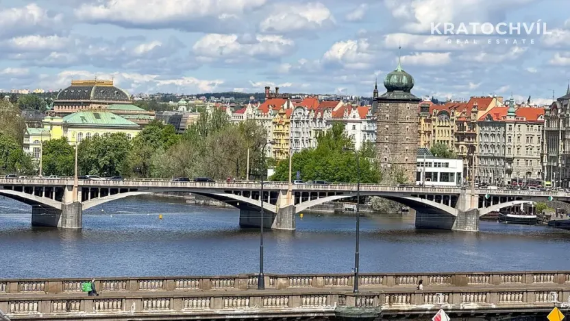 Pronájem bytu 2+1, Praha - Smíchov, Hořejší nábřeží, 117 m2