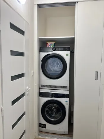 Pronájem bytu 1+kk, Hradec Králové, Severní, 27 m2