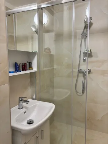 Pronájem bytu 1+kk, Hradec Králové, Severní, 27 m2
