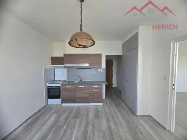 Pronájem bytu 1+1, Chomutov, Písečná, 36 m2