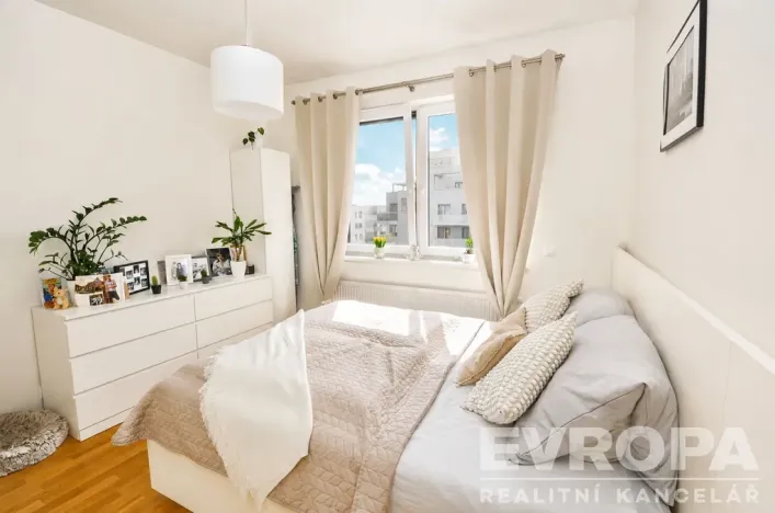 Prodej bytu 2+kk, Praha - Hloubětín, Laponská, 48 m2