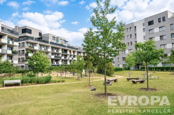 Prodej bytu 2+kk, Praha - Hloubětín, Laponská, 48 m2