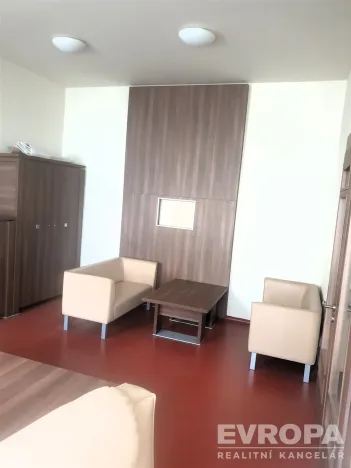 Pronájem kanceláře, Opava - Město, Horní náměstí, 26 m2