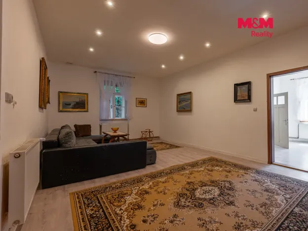 Prodej rodinného domu, Miličín - Petrovice, 360 m2
