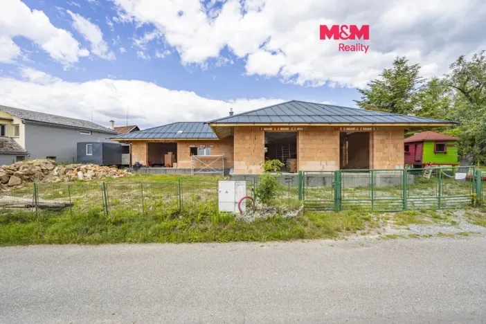 Prodej pozemku pro bydlení, Bílý Újezd - Masty, 802 m2