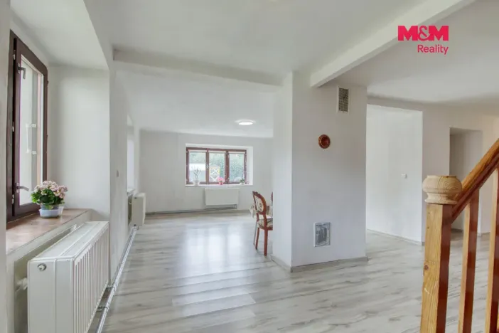 Prodej rodinného domu, Lnáře, 205 m2