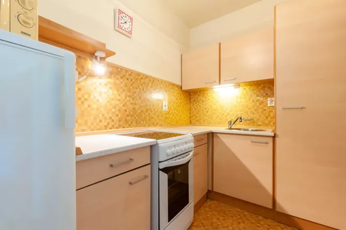 Pronájem bytu 2+kk, Praha - Bohnice, Štětínská, 40 m2