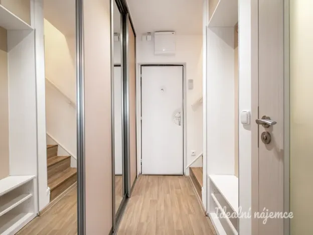 Pronájem bytu 3+kk, Praha - Dejvice, Banskobystrická, 75 m2