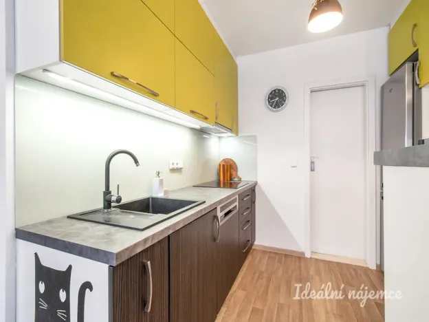 Pronájem bytu 3+kk, Praha - Dejvice, Banskobystrická, 75 m2