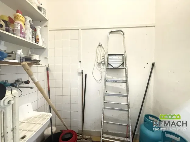 Pronájem obchodního prostoru, Staré Město, Luční čtvrť, 222 m2