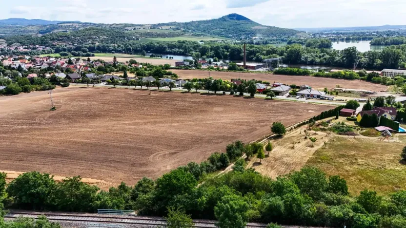 Prodej pozemku pro bydlení, Lhotka nad Labem, 3649 m2