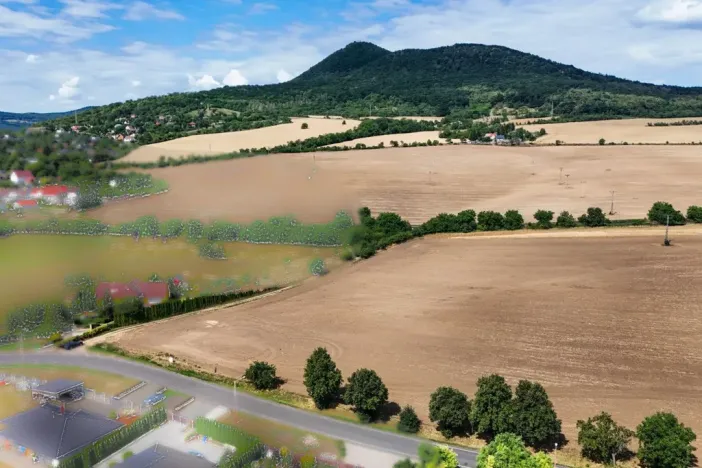 Prodej pozemku pro bydlení, Lhotka nad Labem, 3649 m2
