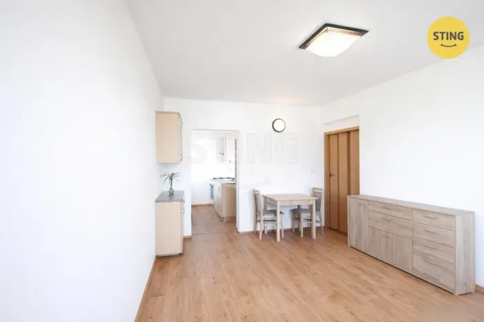 Pronájem bytu 1+1, Zlín, Hluboká, 37 m2