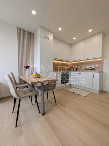 Prodej bytu 3+kk, Plzeň - Skvrňany, Lábkova, 52 m2