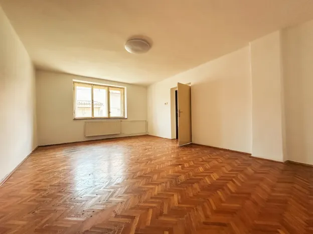 Pronájem bytu 2+1, Chlumec nad Cidlinou - Chlumec nad Cidlinou I, Klicperovo náměstí, 83 m2