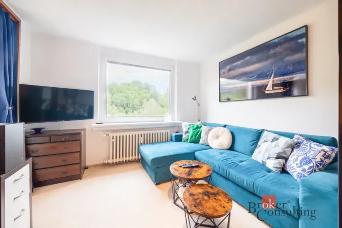 Pronájem bytu 1+kk, Praha - Střešovice, Na Petynce, 38 m2