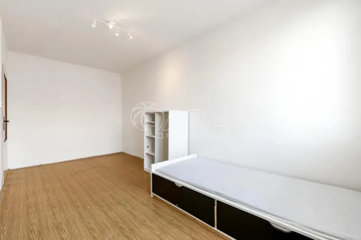Prodej bytu 3+1, Praha - Petrovice, Rezlerova, 70 m2
