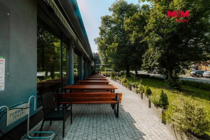Prodej restaurace, Frenštát pod Radhoštěm, Školská čtvrť, 500 m2