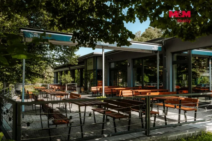 Prodej restaurace, Frenštát pod Radhoštěm, Školská čtvrť, 500 m2