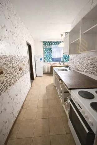 Prodej bytu 4+1, Ústí nad Labem - Mojžíř, Jindřicha Plachty, 92 m2