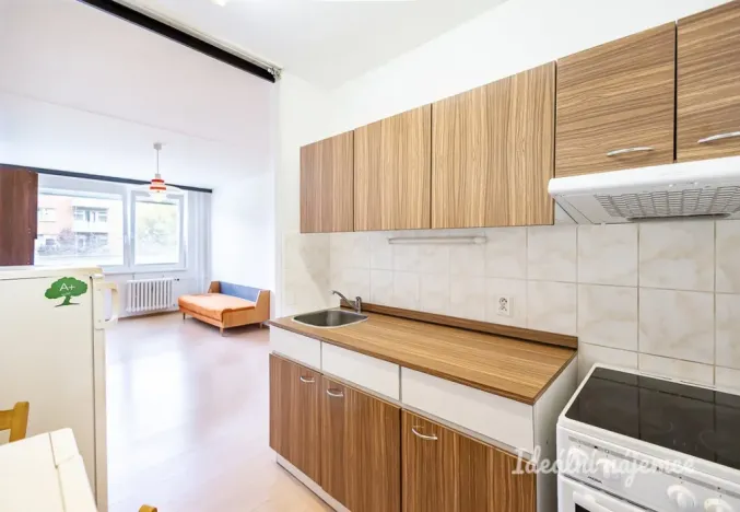 Pronájem bytu 2+kk, Praha, Boháčova, 43 m2