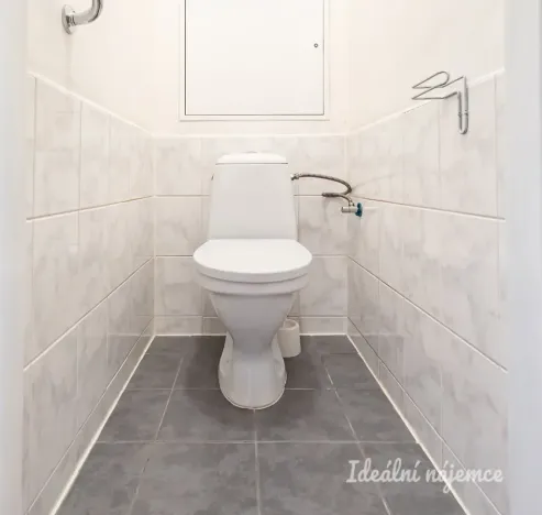 Pronájem bytu 2+kk, Praha, Boháčova, 43 m2
