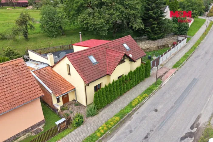 Prodej rodinného domu, Golčův Jeníkov, Ráj, 140 m2