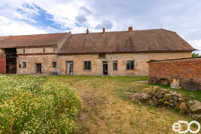 Prodej zemědělské usedlosti, Mokrovousy, 212 m2