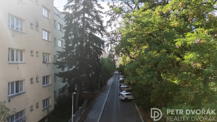 Prodej bytu 2+kk, Praha - Krč, Krchlebská, 40 m2