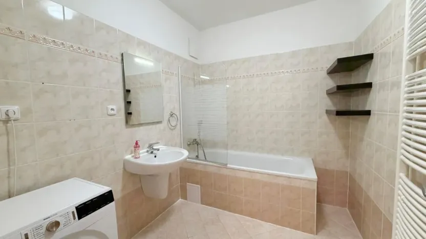 Pronájem bytu 2+kk, Praha - Motol, Jeřabinová, 65 m2
