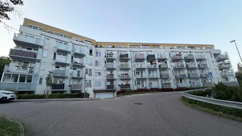 Pronájem bytu 2+kk, Praha - Motol, Jeřabinová, 65 m2