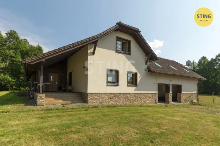 Prodej vícegeneračního domu, Morávka, 708 m2