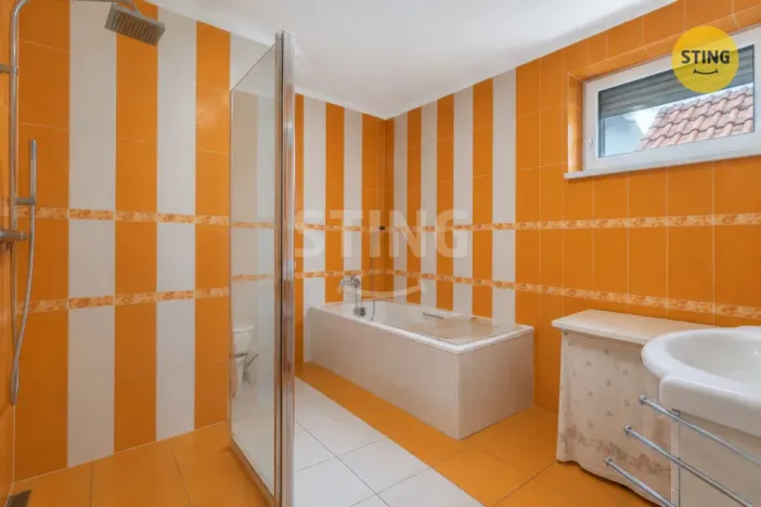 Prodej vícegeneračního domu, Morávka, 708 m2