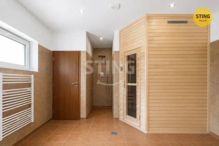 Prodej vícegeneračního domu, Morávka, 708 m2