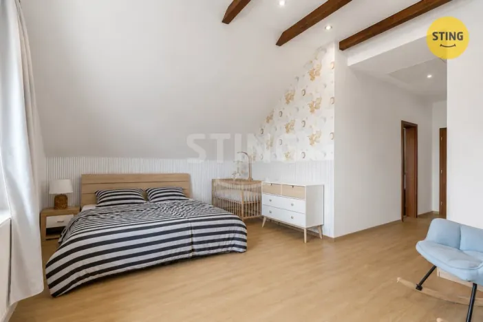 Prodej vícegeneračního domu, Morávka, 708 m2